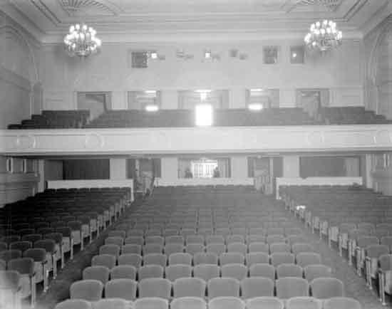 Punch and Judy Theatre - Old Photo From Detroityes